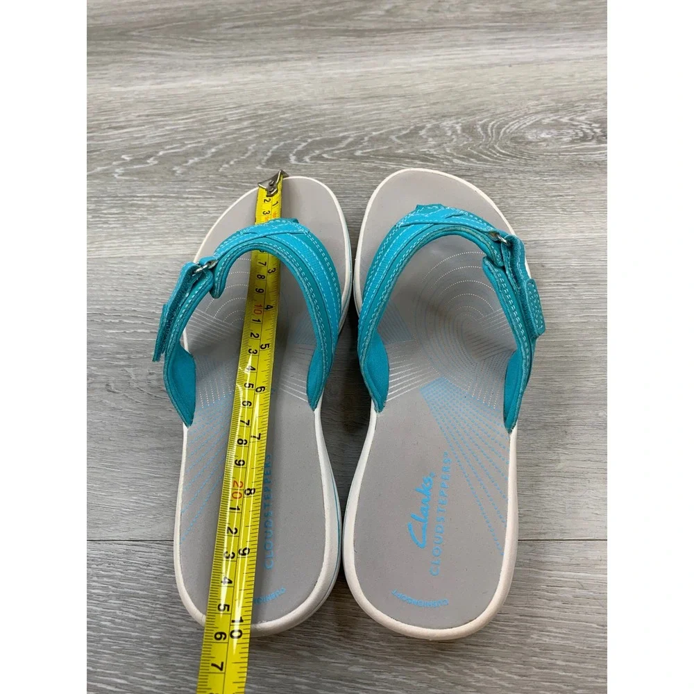 Clarks Cloudsteppers Women's Arla Glitz Turquoise Blue Thong Sandals 8 Shoes